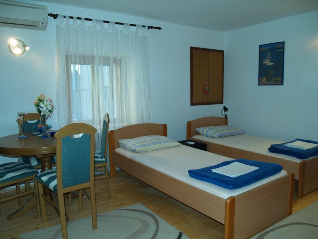 Apartment Nana 1 시베니크 외부 사진