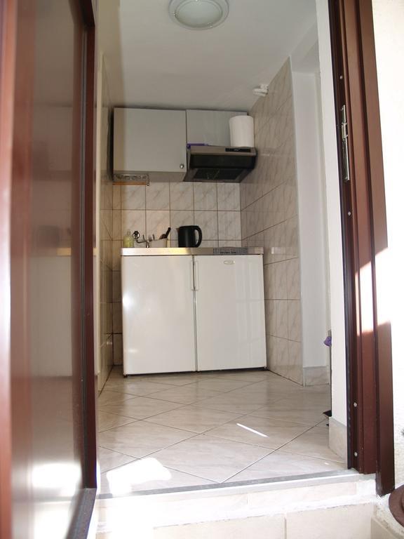 Apartment Nana 1 시베니크 외부 사진